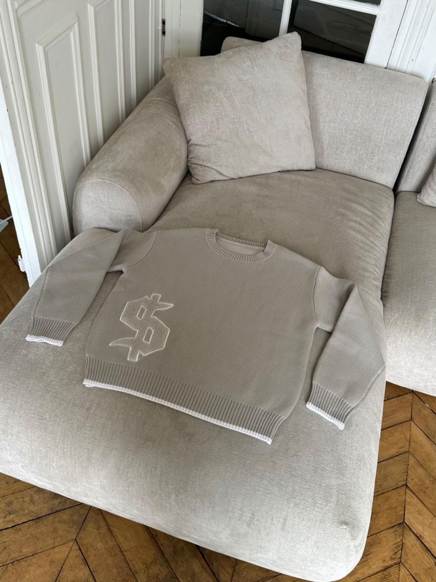 "BUY HAPPINESS" KNIT SWEATER